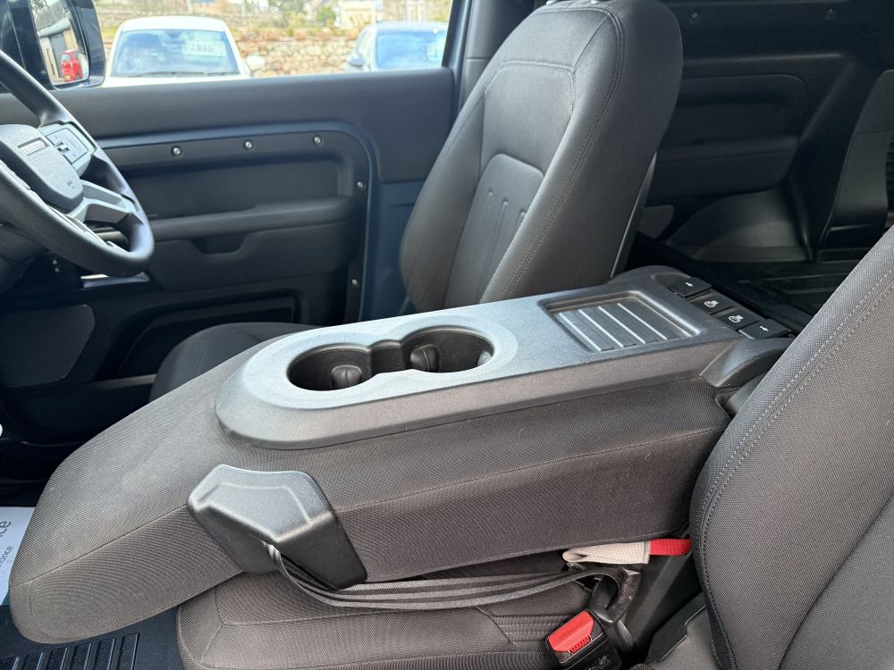 Land Rover Defender 90