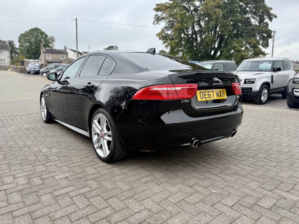 Jaguar XE