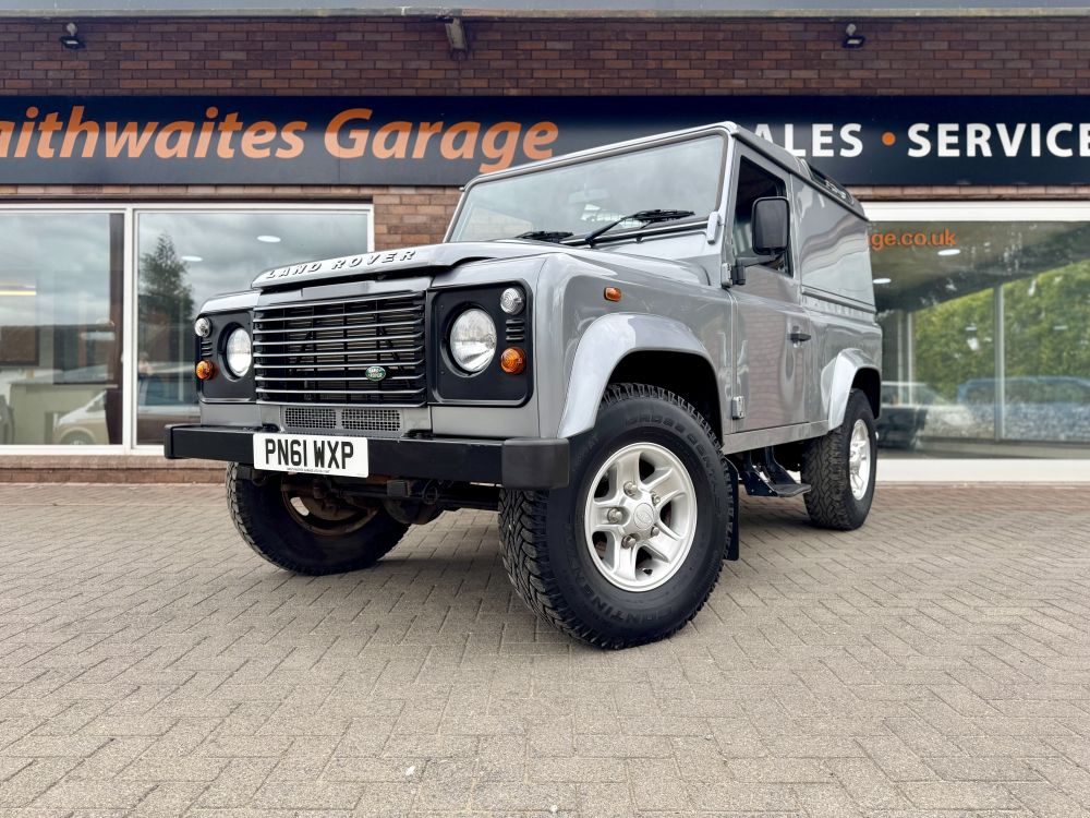 Land Rover  Defender 90